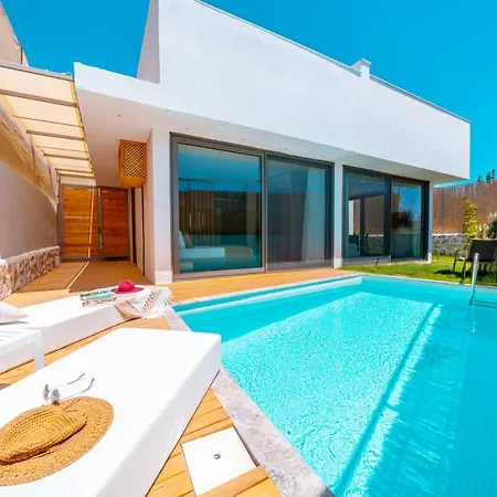Romantic Honeymoon In Villa Kalkan